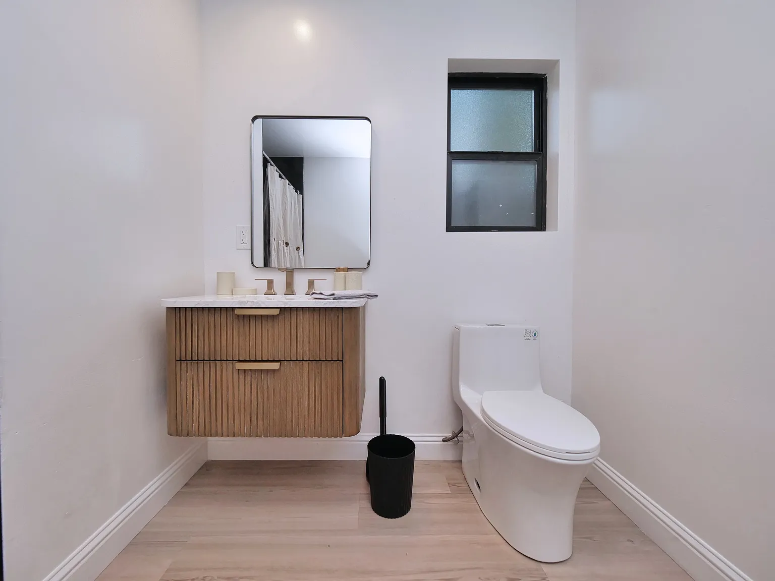 Studio, 367 sqft, $2,395 — Photo 4