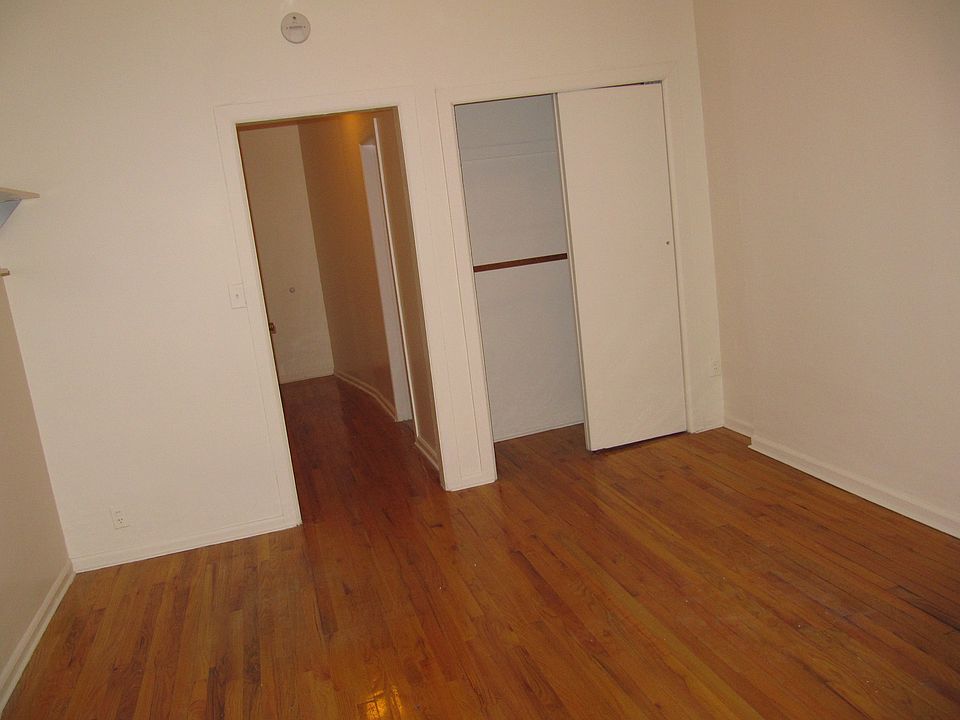 Building Photo 3
