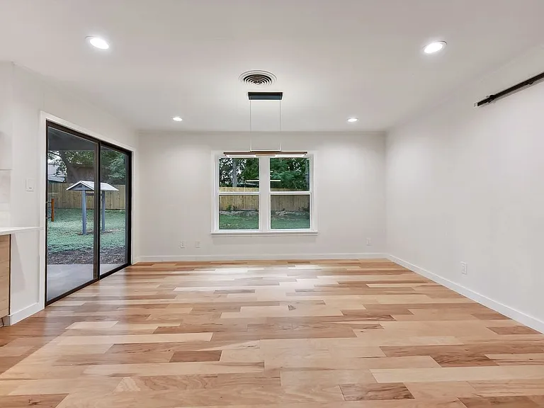 11900 Dove Haven Dr — Photo 3