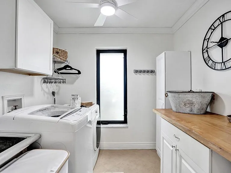 5569 Wind Drift Ln — Photo 101