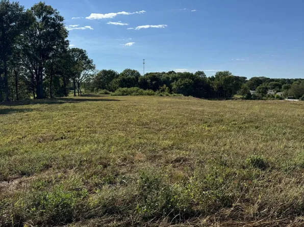 0 Fairway Dr, Dyersburg, TN 38024