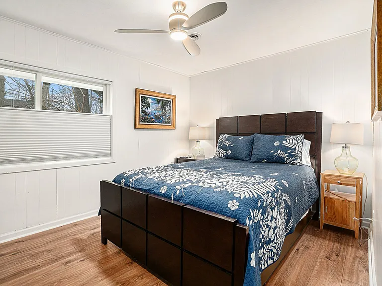17437 Lakeview Dr — Photo 13