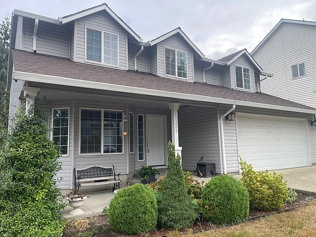 Building Photo - 15327 SW Roundtree Dr