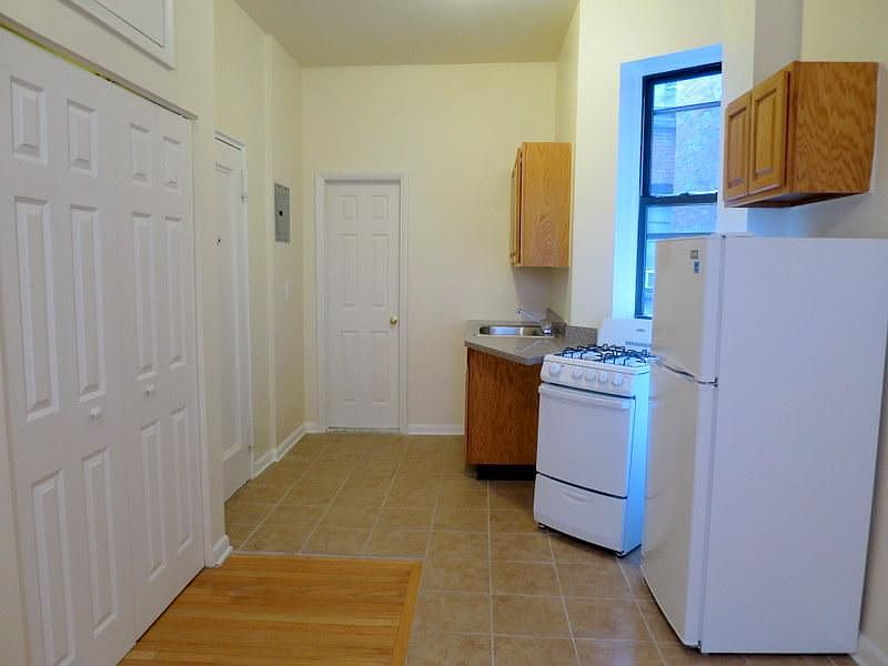 2nd image of 439 E 74th St APT 4RW