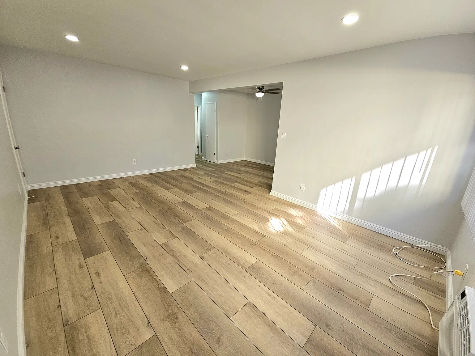 2 bed, 800 sqft, $2,095 — Photo 3