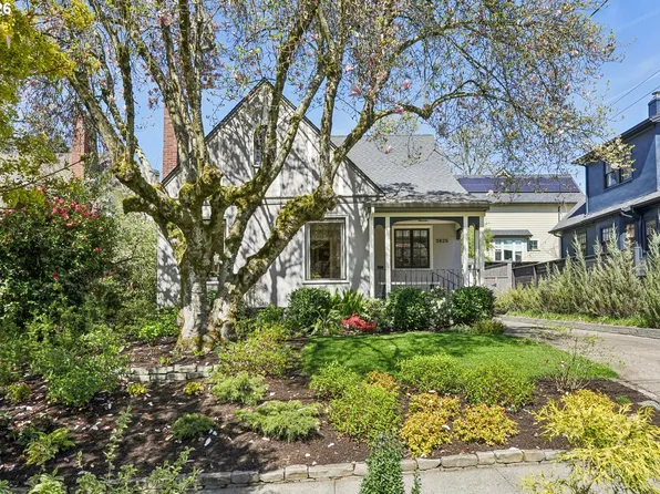 3825 SE Carlton St, Portland, OR 97202