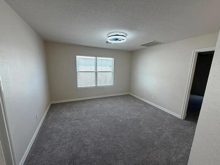 17923 Hollow Hill Ln — Photo 10
