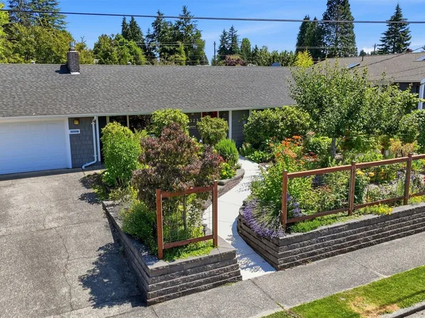 1323 N Heatherwood E, Tacoma, WA 98406