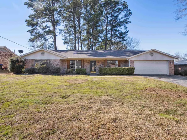 413 Dawn St, Longview, TX 75604