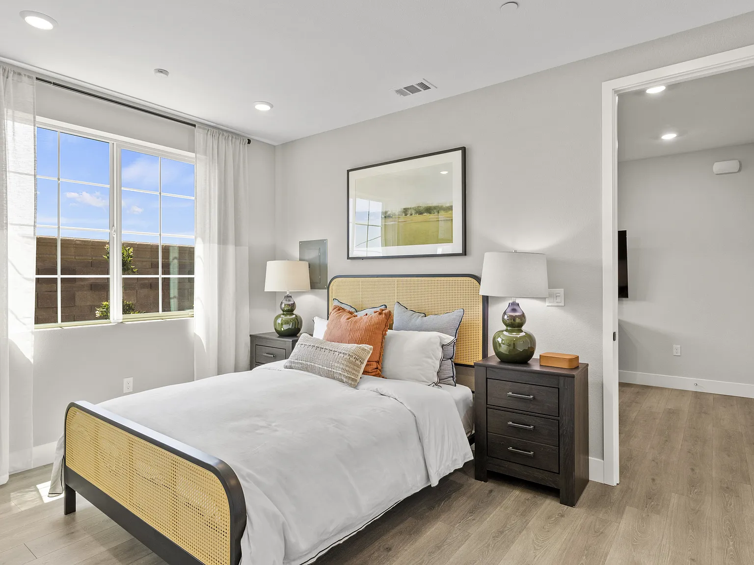 1 bed, 400 sqft, $1,450 — Photo 3