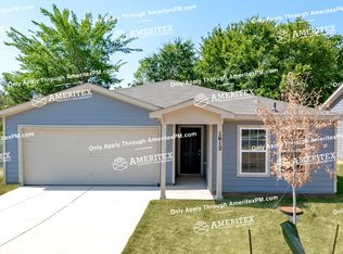 1612 E Robert St, Fort Worth, TX 76104