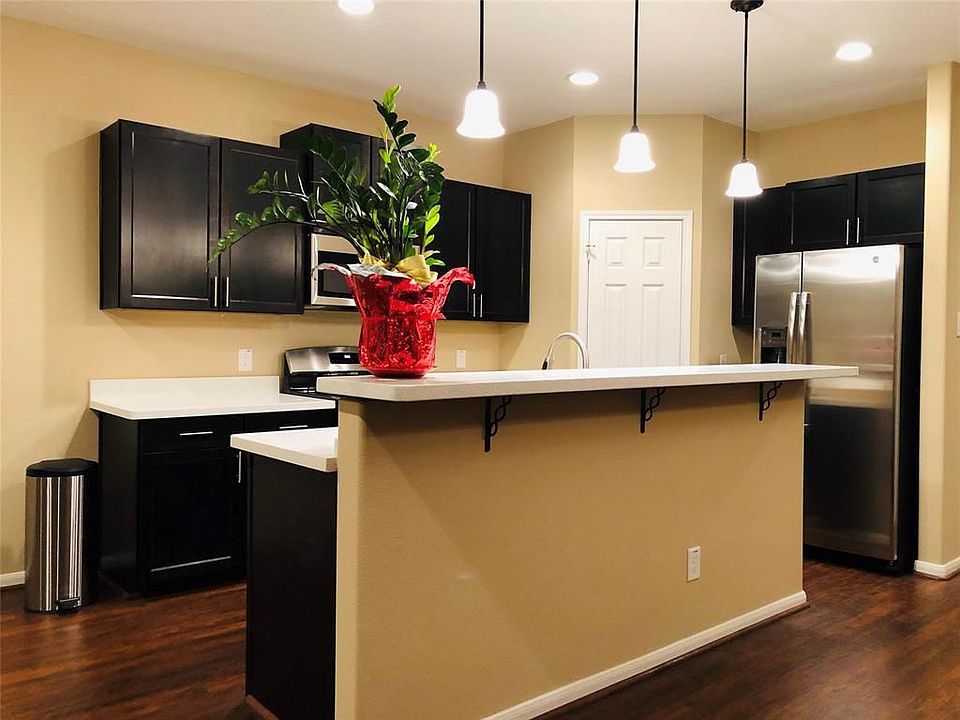 1st image of 17110 Wilthorne Gardens Ct
