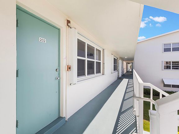5th image of 170 Horizons E #202