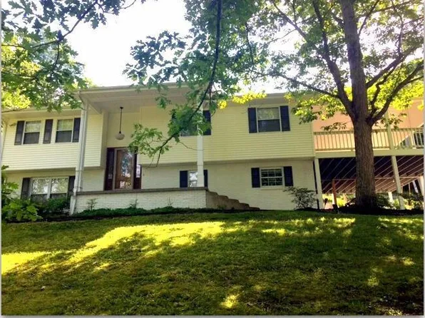 140 Quail Hollow Rd, Morehead, KY 40351