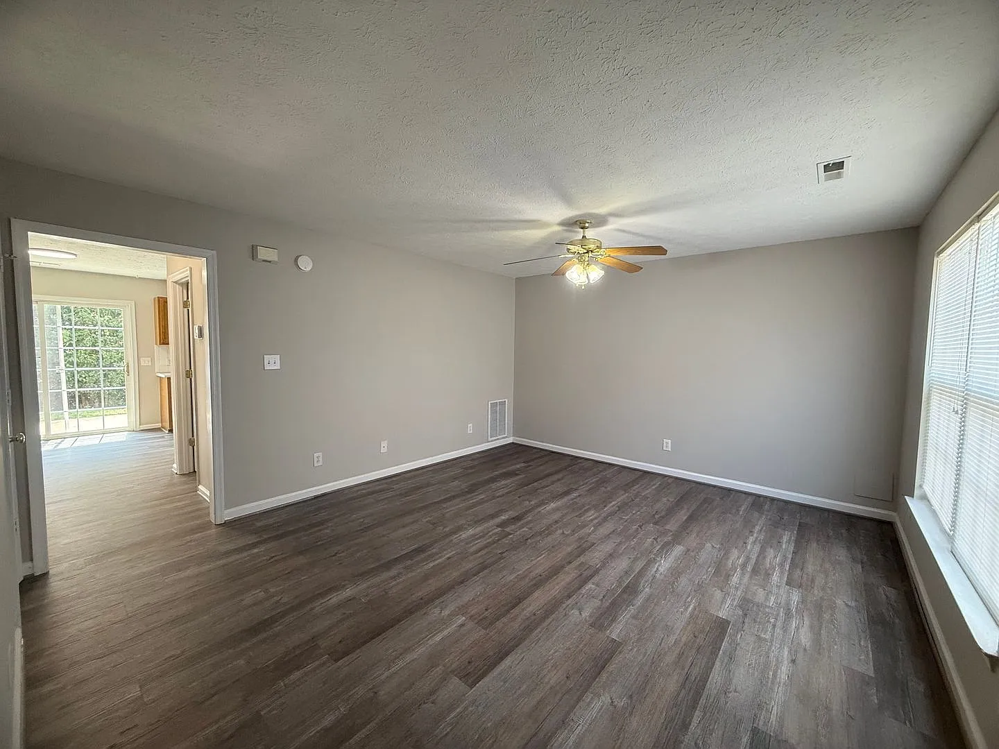 Village at Greenview Townhouse in Campbell County — Photo 2