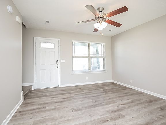 4th image of 1834 Warmingfield Dr