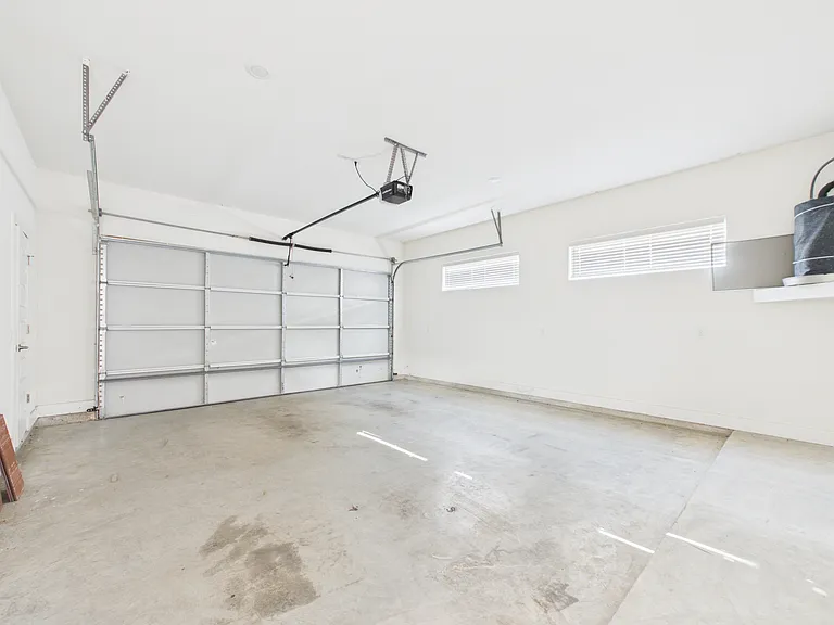 6508 Santos St #B — Photo 18