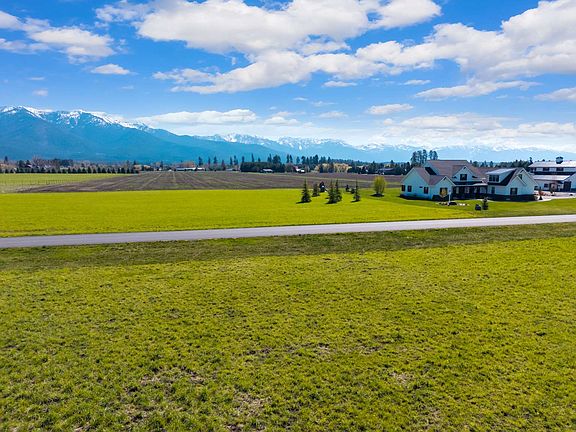5th image of 1128 Farm Rd