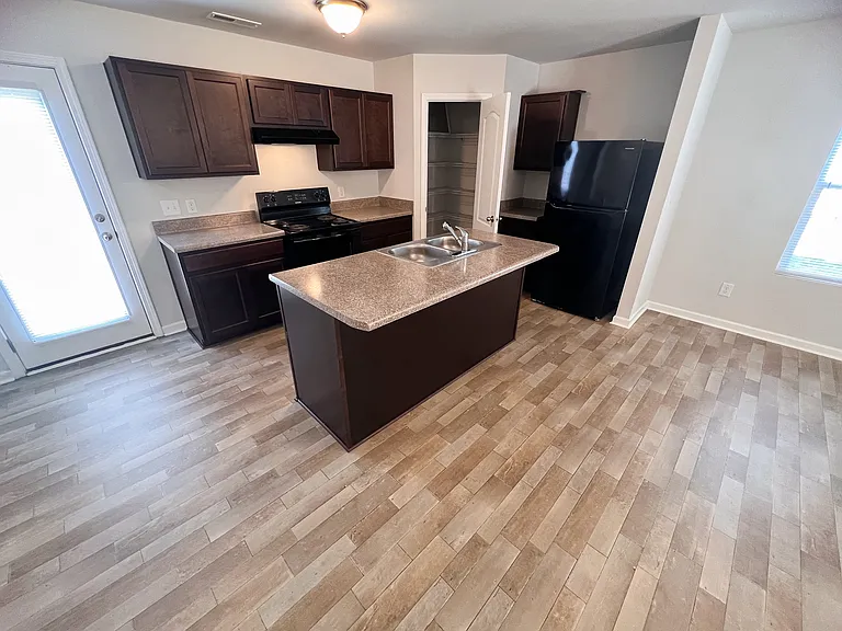 4024 Gibb Ct — Photo 13