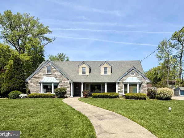 8323 Maple Ave, Merchantville, NJ 08109