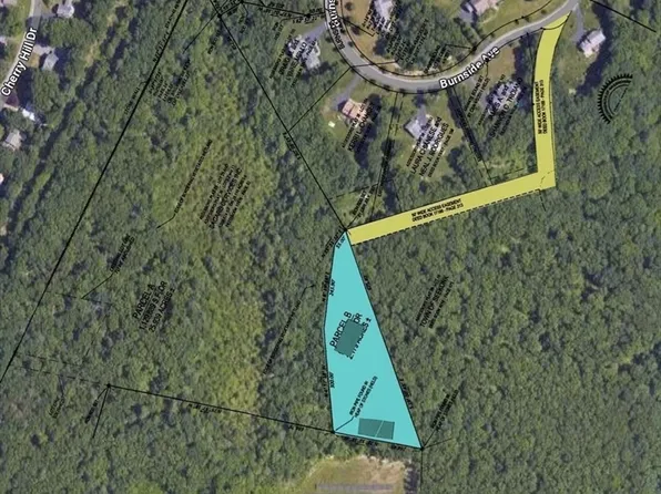 152-152 Burnside Ave #R, Seekonk, MA 02771