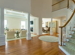 15 Westgate Rd, Syosset, NY 11791