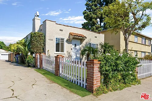 4058 Wade St Photo 1