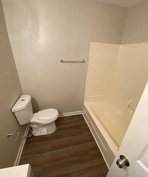 3321 Chesapeake Cir — Photo 11