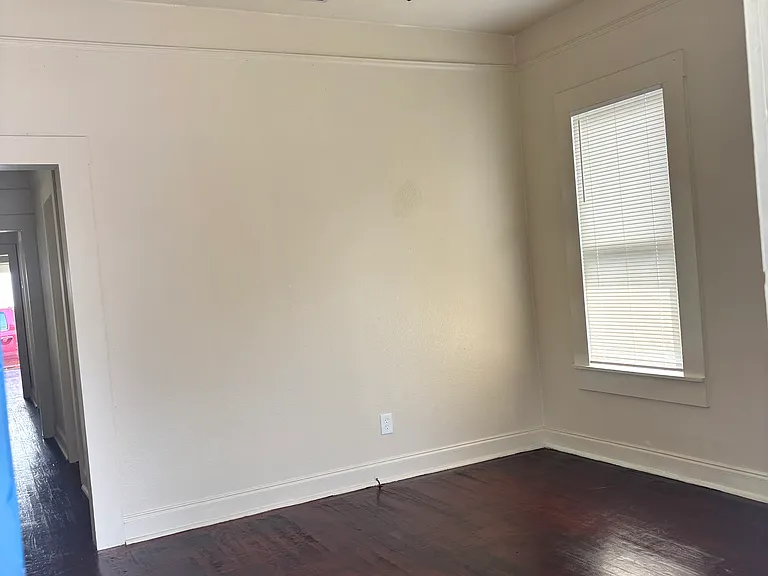 2506 E Columbus Dr — Photo 8