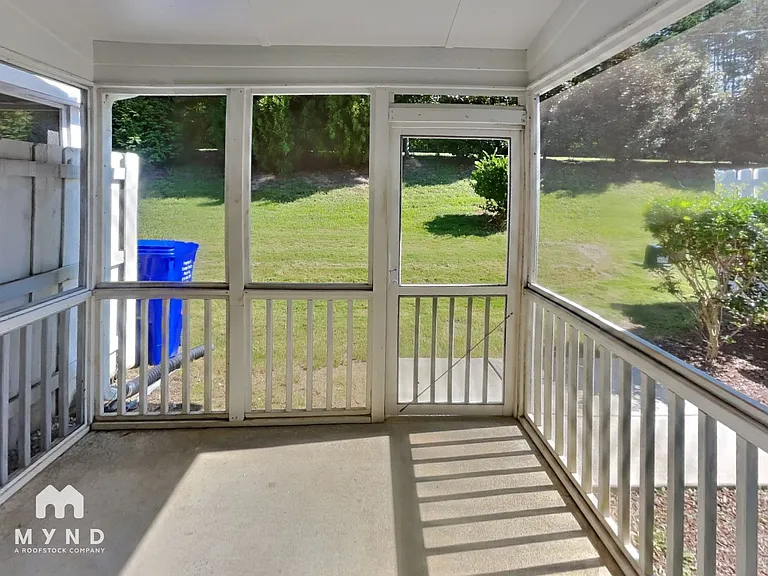 182 Red Admiral Ct — Photo 32
