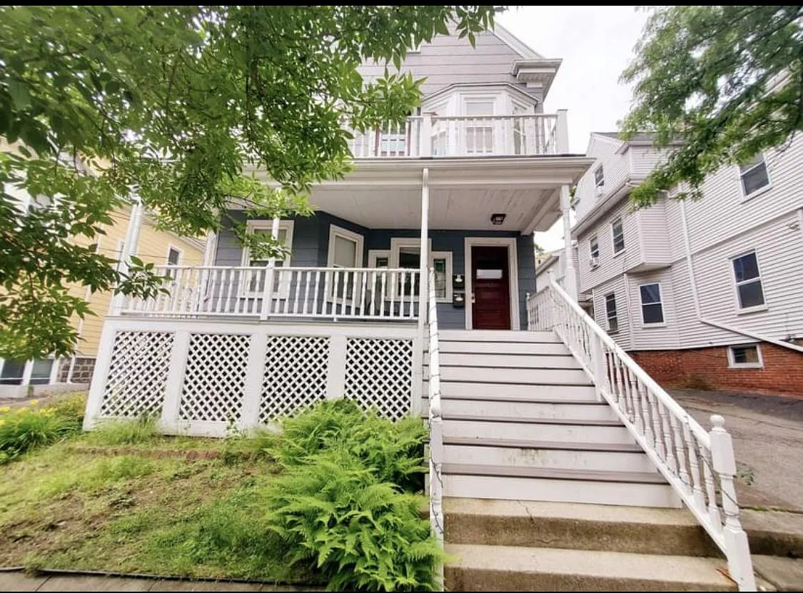 5 bed, 1800 sqft, $1,100 — Photo 2