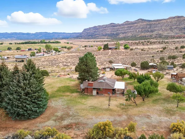 1140 S Center St W #90-1150, Escalante, UT 84726