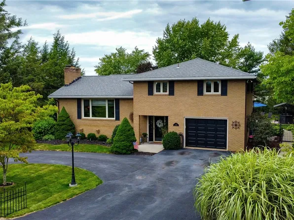 111 Hilltop Dr, Butler, PA 16001