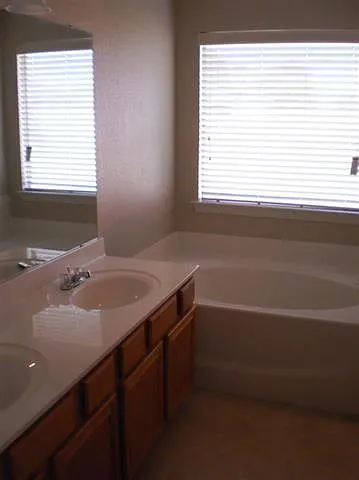 107 Hickory Rd — Photo 11
