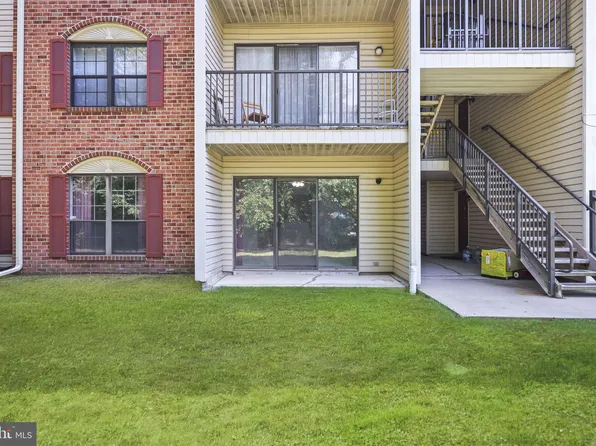 6 Voscek Ct, Lawrence Township, NJ 08648
