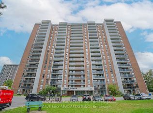 17 Knightsbridge Rd #609, Brampton, ON L6T 3X9
