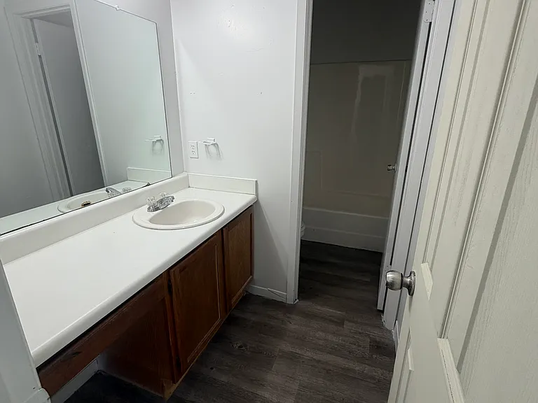 320 S Center St #108 — Photo 7
