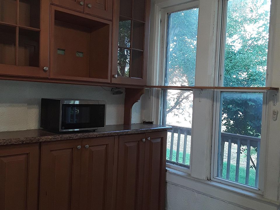 1st image of 1526 N Elston Ave #1R