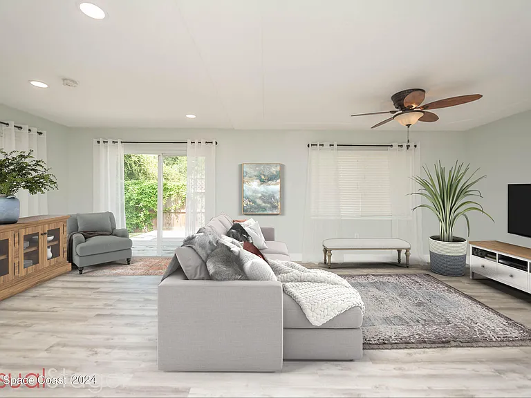 300 Nora Ave — Photo 3