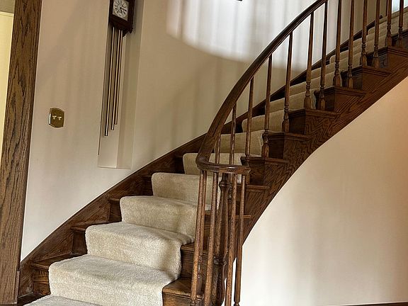 stairway leading to 2nd floor