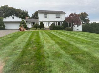 68 Jeffrey Ln, West Springfield, MA 01089