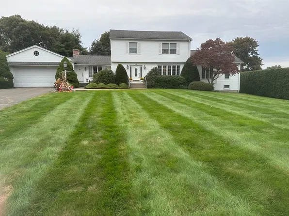 68 Jeffrey Ln, West Springfield, MA 01089