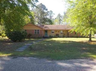 912 Moore Ave, Opp, AL 36467