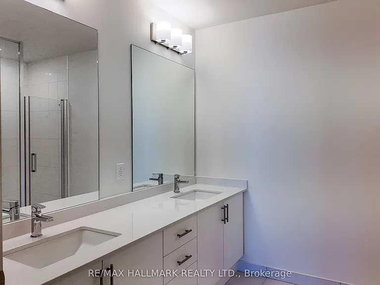 8960 Jane St #912 — Photo 13