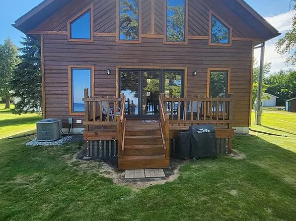6628 Birch Beach Dr NW, Williams, MN 56686