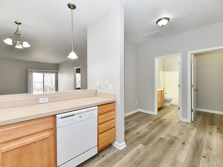 10454 Platinum Dr — Photo 15