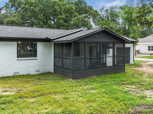 17519 State Highway 180, Gulf Shores, AL 36542
