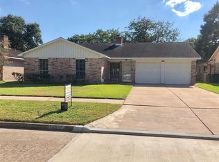 16210 Rill Ln, Houston, TX 77062