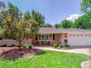 2434 Erskine Rd, Joliet, IL 60433