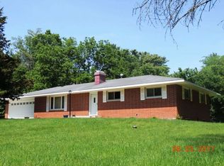 3080 S Bend Rd, Rockford, IL 61109